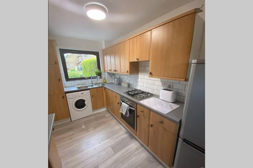 קרמלינגטון Newly Refurbished Beautiful Location 1 Bedroom Residential House מראה חיצוני תמונה