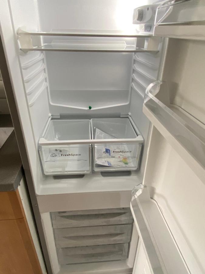 קרמלינגטון Newly Refurbished Beautiful Location 1 Bedroom Residential House מראה חיצוני תמונה